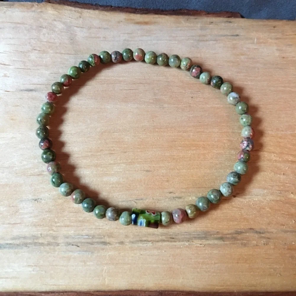❇️💚 semiprecious mini bracelet